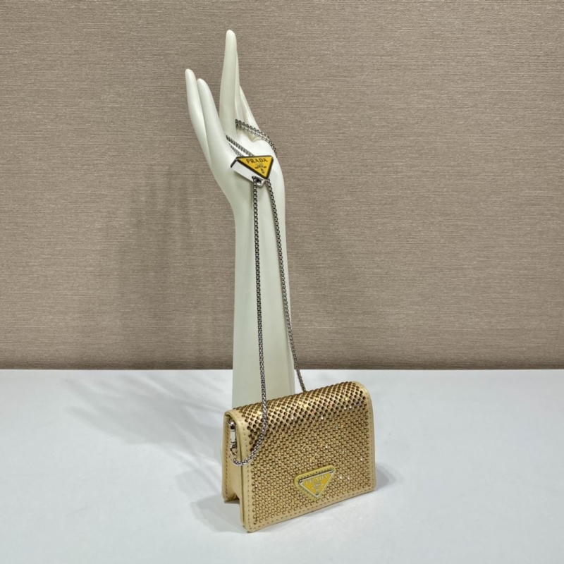 Pra*a waist chest packs